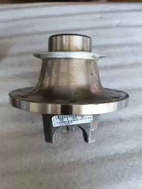 100-4-1451-1X Spicer Differential End Yoke