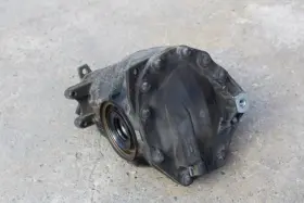 2303511108 MERCEDES Rear Differential Carrier E320 Rwd #2