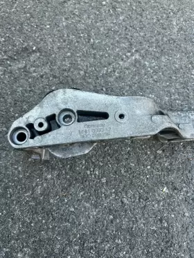 8D0-599-289 AUDI Differential Mount Bracket A4 B5 Quattro #3
