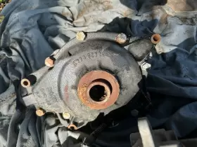 641.0 BMW Front Axle Differential Carrier X5