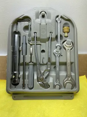 71111152109 BMW Trunk Spare Tool Storage Tray Kit E30