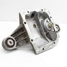 1213049 BMW Cylinder Differential Rear Cover E36 323I 325I M3