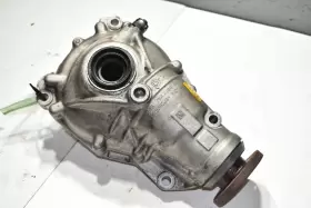 31-50-7-619-364 BMW Xdrive Front Axle Differential Carrier #2