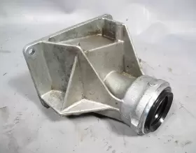 31507516064 BMW Sav Front Axle Oil Pan Bracket Bearing Flange #2