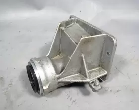 31507516064 BMW Sav Front Axle Oil Pan Bracket Bearing Flange