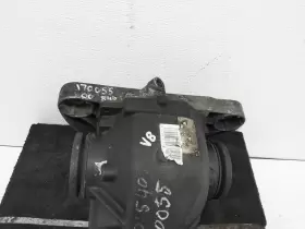 33-10-1-428-576 BMW Rear Differential Carrier 540I #3