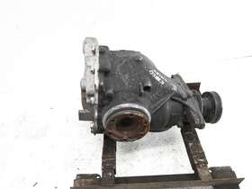 33-10-7-559-365 BMW Rear Differential Carrier Auto Trans 650I