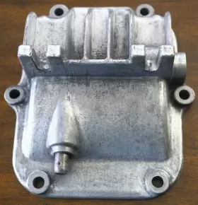 33-11-1-204-102 BMW Finned Rear Cover Tii Differential Turbo #2