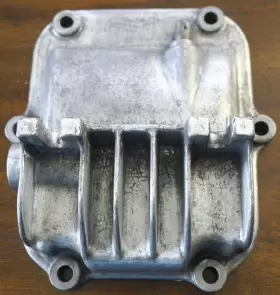 33-11-1-204-102 BMW Finned Rear Cover Tii Differential Turbo