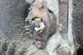 33101212730 BMW Rear Differential Carrier E30 325I #3