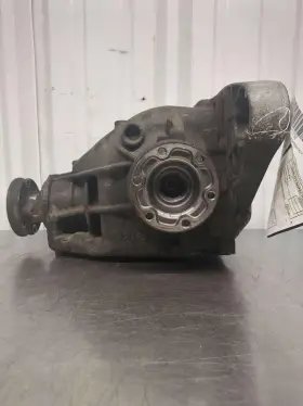 33101428493 BMW Rear Carrier Differential 525 #3