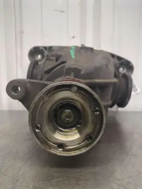 33101428493 BMW Rear Carrier Differential 525