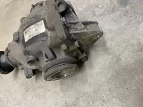 33107508099 BMW Manual Rear Differential Carrier E46 330I #3