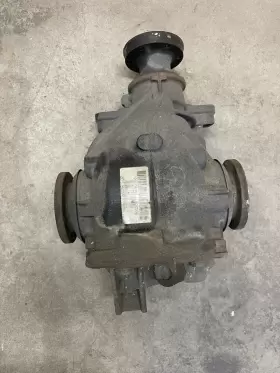 33107508099 BMW Manual Rear Differential Carrier E46 330I