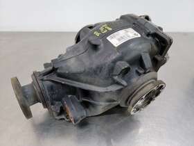 33107531625 BMW Rear Drive Differential Carrier Auto E46 325I