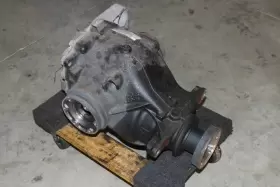 33107559366 BMW Rear Axle Differential 650I