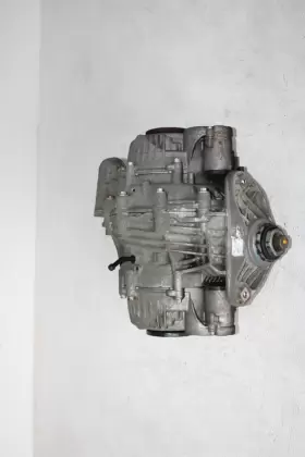 33107597990 BMW Rear Differential Carrier E70 E71 S63 #2