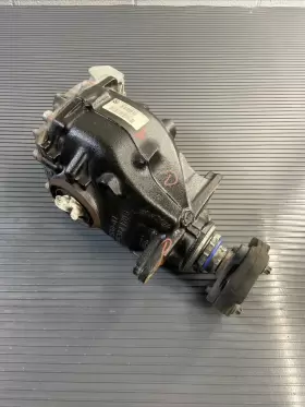 33107605591 BMW Rear Differential Axle F22 F30