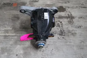 33107618732 BMW Xdrive Rear Differential Axle Carrier X5