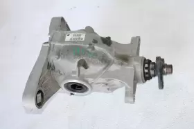 33108647115 BMW Rear Axle Drive Differential Carrier 540I #2