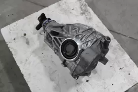 33108647923 BMW Rear Differential Axle Carrier 330I G20 #2