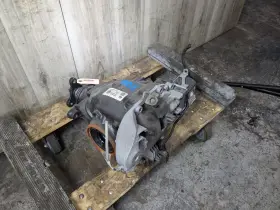 33108686991 BMW Automatic Rear Differential Axle Carrier Z4 #2