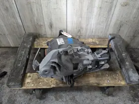33108686991 BMW Automatic Rear Differential Axle Carrier Z4