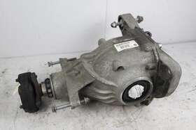 33109846369 BMW Rear Differential Axle Carrier G12 750