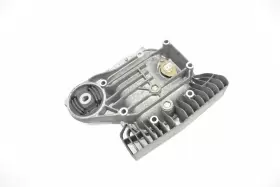 33112228335 BMW Rear Differential Transmission Carrier Cover