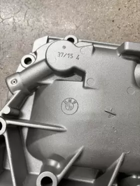 33117561105 BMW Rear Drive Differential Cover Plate Mount E60 #3