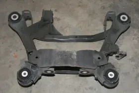 33316770865 BMW Rear Axle Carrier Differential Housing E46