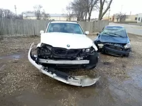 440-59223 BMW Carrier Rear Manual Transmission X3