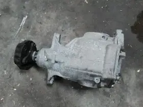 550I BMW Carrier Rear Manual Transmission 650I