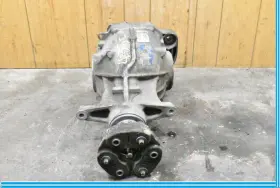 7-577-097 BMW Xdrive Gas Rear Differential Carrier 750LI Awd
