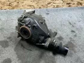 7523094 BMW Gas Rear Axle Differential Carrier X5 E70 Awd