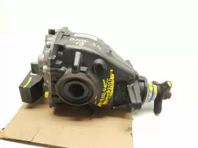 7605589 BMW Activehybrid Rear Differential Carrier F30