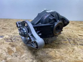 8043634 BMW Rear Axle Differential Carrier G80