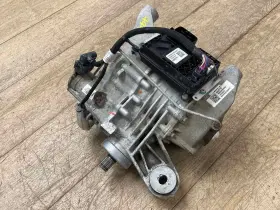 84244110 BUICK Tourx Rear Differential Carrier Regal #3