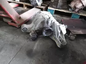 440-00155 CADILLAC Rear Axle Differential Carrier Cts #2