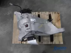 440.GM6523 CADILLAC Esv Sport Front Carrier Escalade