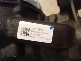 440.GM1U24 CHEVROLET Rear Differential Carrier Camaro #2