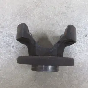 823-GM CHEVROLET Pinion Yoke Spline Gm Impala Corvette #2