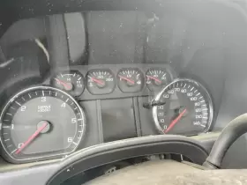 440.GM8M17 CHEVROLET TRUCK Carrier #3