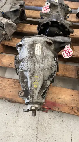 68041031AA CHRYSLER Charger Rear Differential Carrier Rwd 300