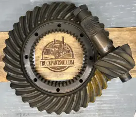 122045 DANA SPICER Eaton Gearset Nos