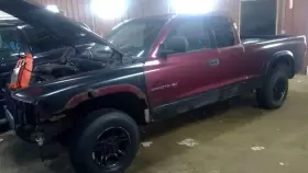 440-01352A DODGE TRUCK Carrier Front Dakota
