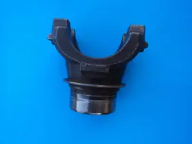 C3-4-2019 FACTORY DODGE DANA 80 Spicer Pinion Yoke 2500 3500