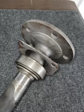 698231338698 FACTORY/OEM Axle Shaft Spline Lg Brg Bolt Circle