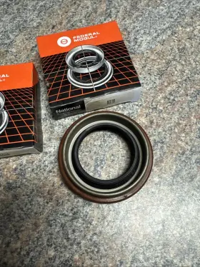 9316 FEDERAL-MOGUL National Differential Pinion Seal Set #2