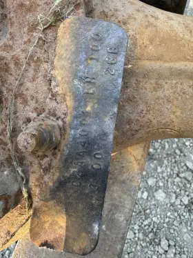 C2AA-4001 FORD Rear End Differential Axle Housing Galaxie #3